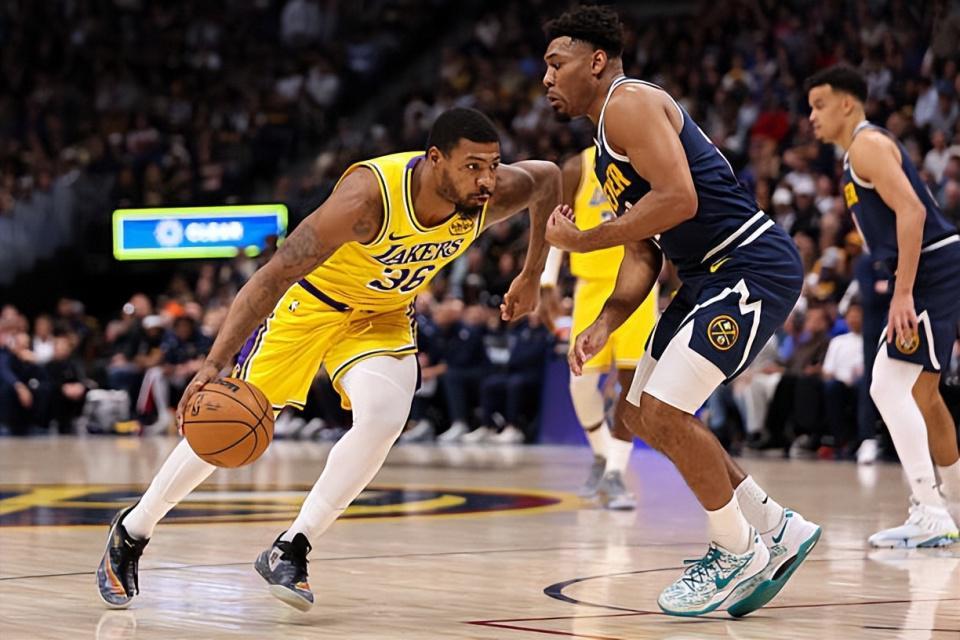 kaiyun sports-单节12分！湖人后场大闸成为了球队完成逆转球的关键人物？