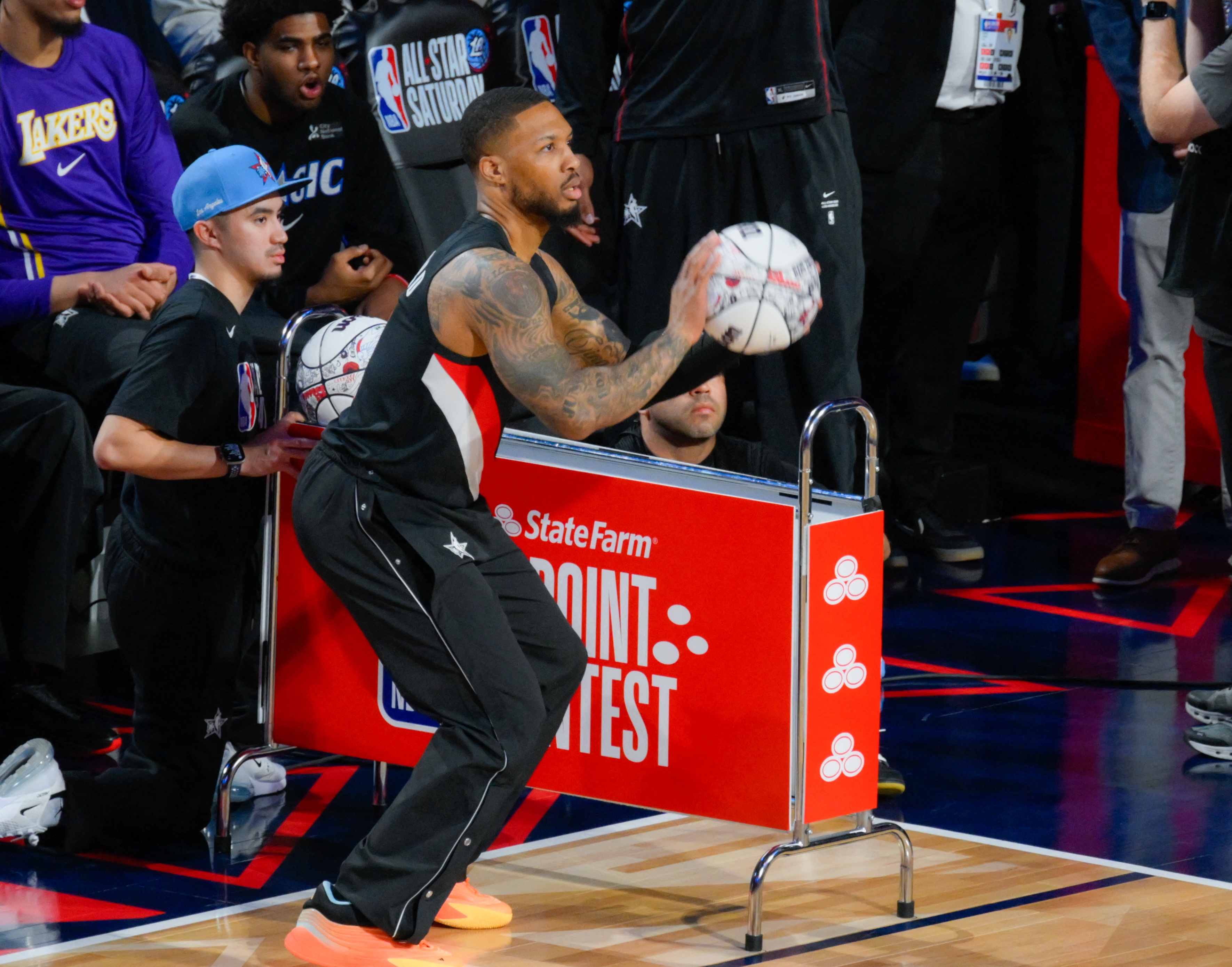 开云平台-麦迪：如果利拉德都不能进名人堂 那我不知道谁还能进了